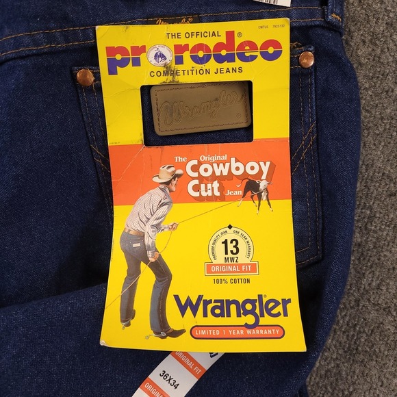 NWT Wrangler Cowboy Cut 13WMZ Original Fit 36x34 Straight Western Rodeo Denim - Picture 3 of 8